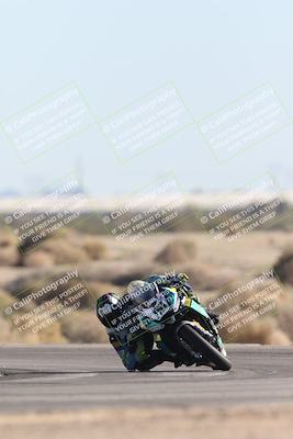 media/Jan-16-2026-CVMA Friday Practice (Fri) [[6f2bf47531]]/4-Racer 3-NRS/Session 5 Turn 4/